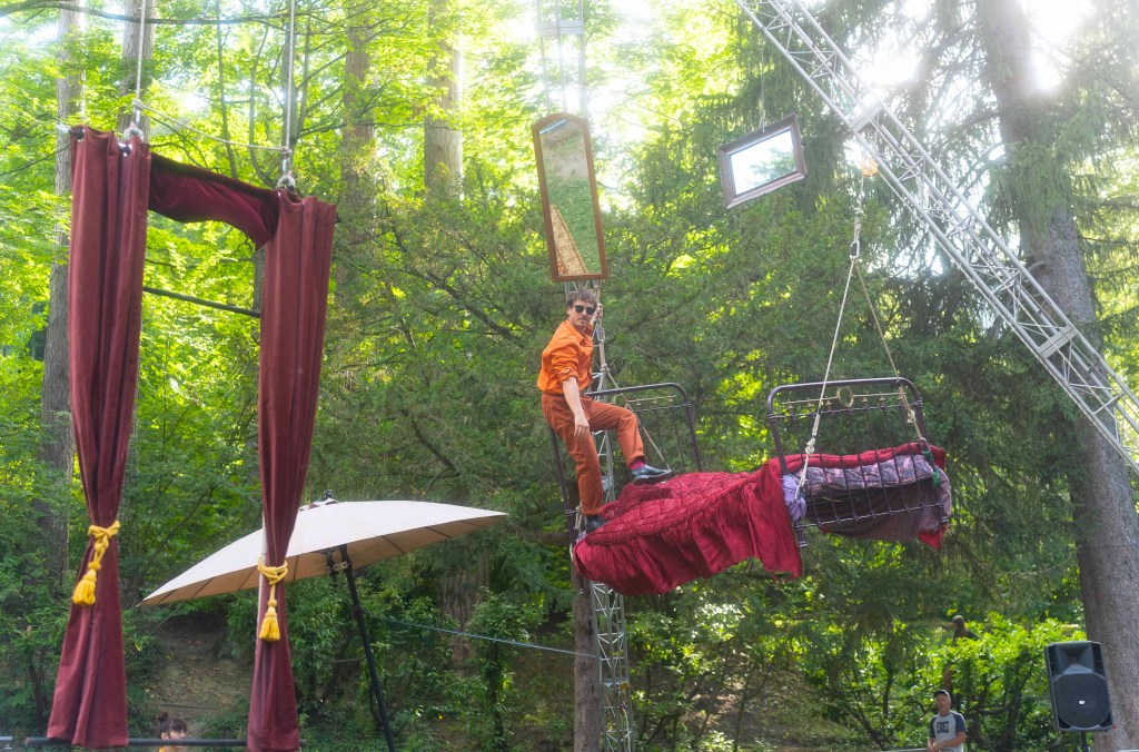 SORTIE DE RESIDENCE – L’HÔTEL DE&nbsp;RÊVE